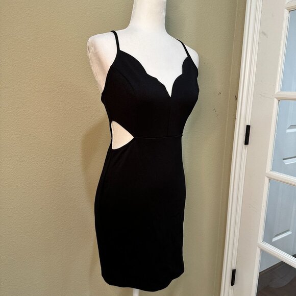 NWT URBAN OUTFITTERS Cut Out Black Body Con Mini Dress - size small - Picture 4 of 9